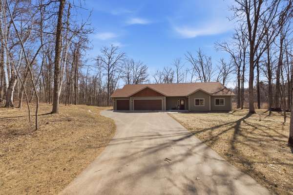 8393 Flower Trl, Pequot Lakes, MN 56472-4083