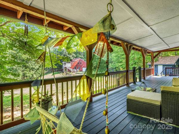 2430 2434 Mountain Page RD, Saluda, NC 28773