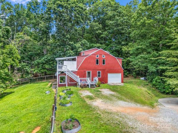 2430 2434 Mountain Page RD, Saluda, NC 28773