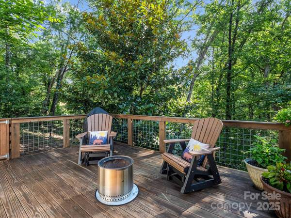 440 New Market RD, Tryon, NC 28782