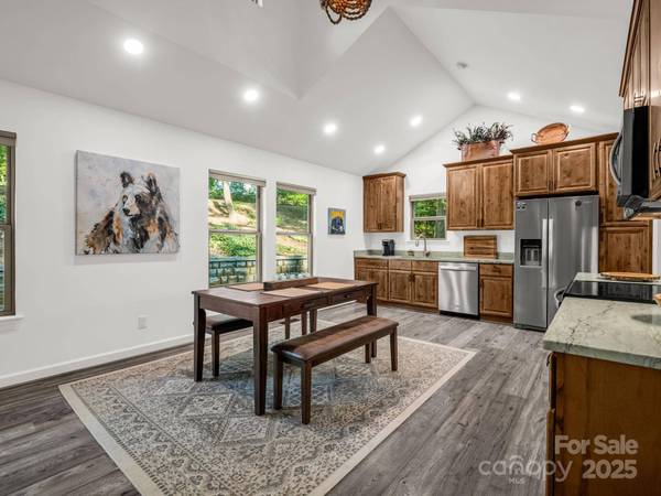 440 New Market RD, Tryon, NC 28782