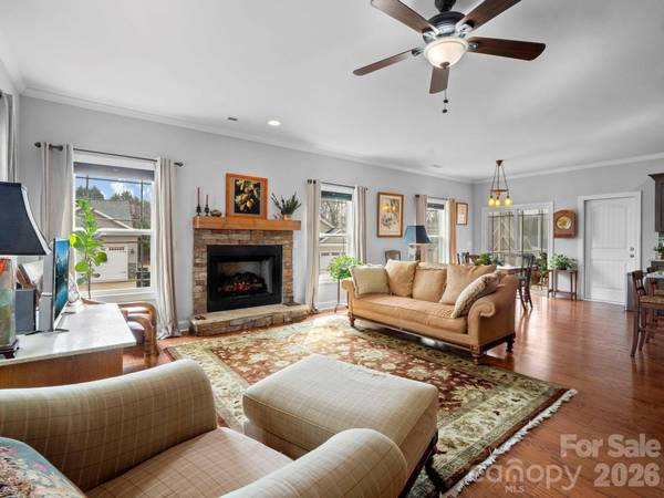 614 Downing WAY, Landrum, SC 29356