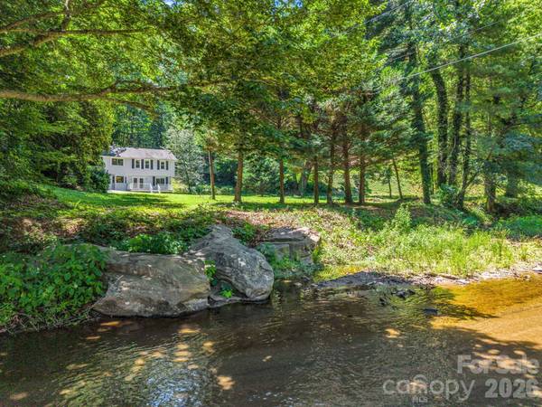 102 Little House RD, Tryon, NC 28782