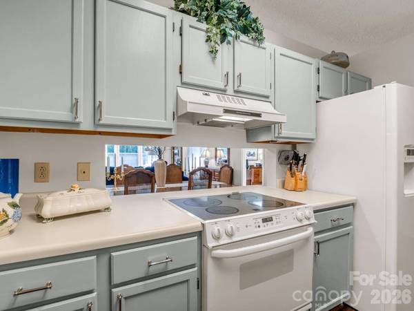 251 Carolina DR #10A, Tryon, NC 28782