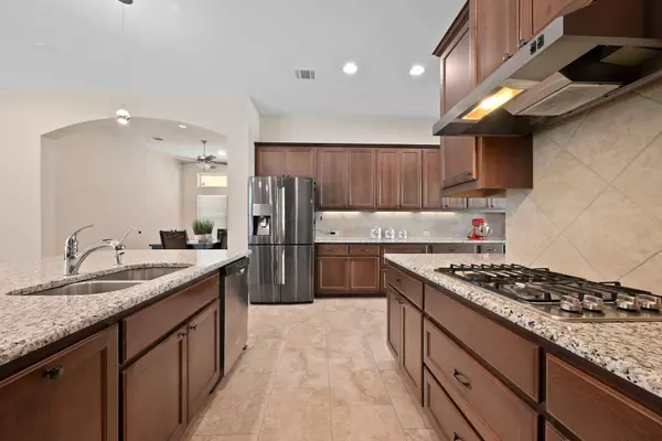 6321 Llano Stage TRL, Austin, TX 78738