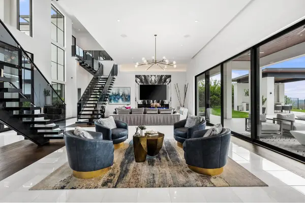 912 Watercliffe, Lago Vista, TX 78645