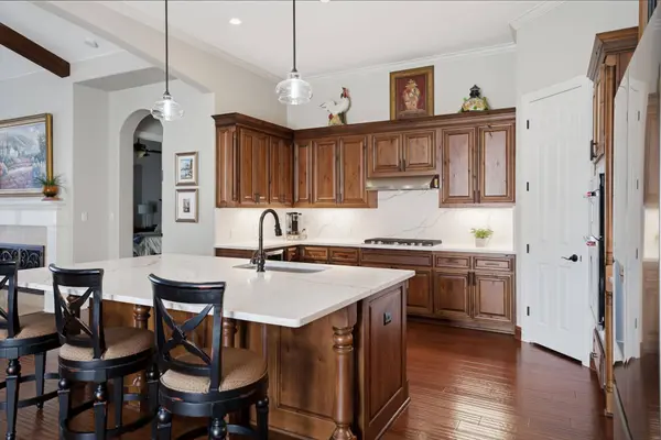 4809 Taurus WALK, Austin, TX 78738