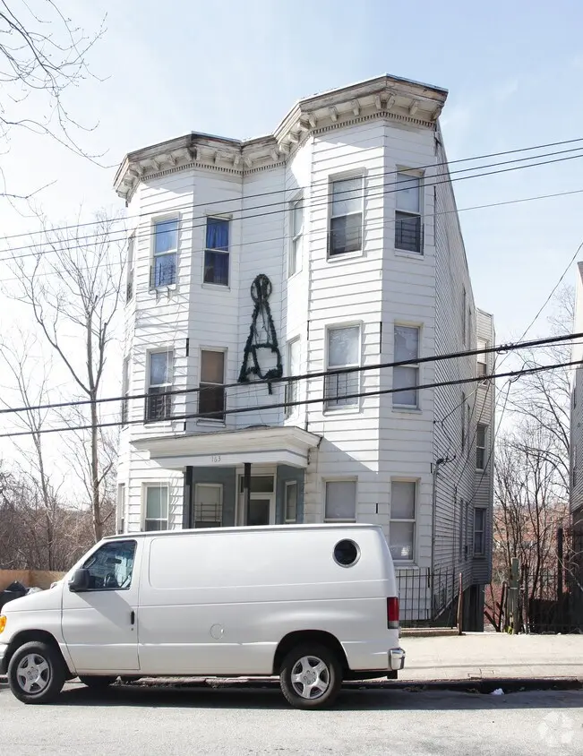 163 Stanley Pl, Yonkers, NY 10705