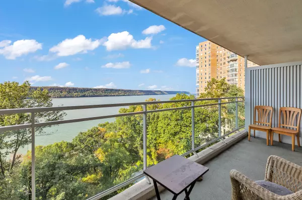 2575 Palisade Ave #6C, Bronx, NY 10463-6100