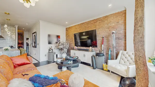 109 W 117th St #3, New York, NY 10026-2245
