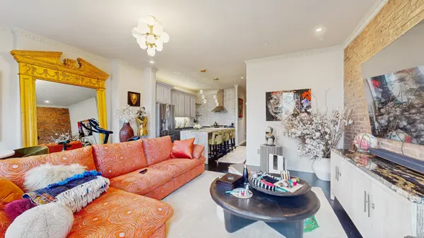 109 W 117th St #3, New York, NY 10026-2245