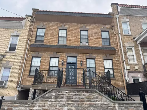 48 S Bleeker St, Mt Vernon, NY 10550-2466