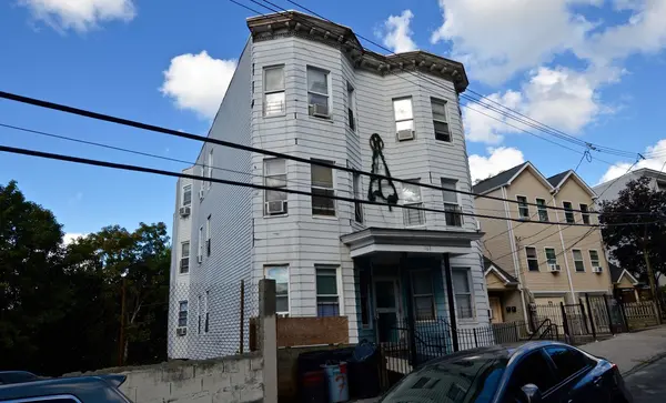 163 Stanley Pl, Yonkers, NY 10705