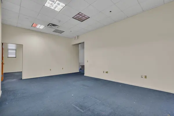55 Main St, Yonkers, NY 10701-2739