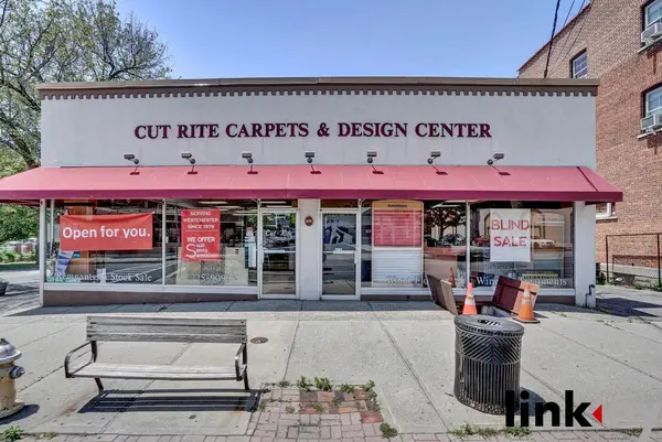 823 White Plains Rd, Scarsdale, NY 10583-5006