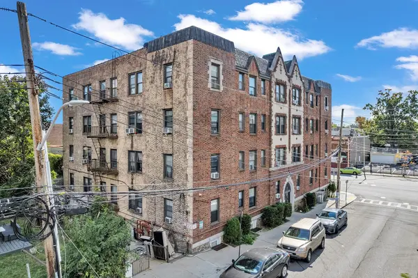 737 Yonkers Ave, Yonkers, NY 10704-2028