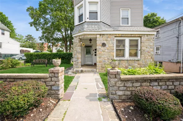 93 Edgewood AVE, Yonkers, NY 10704