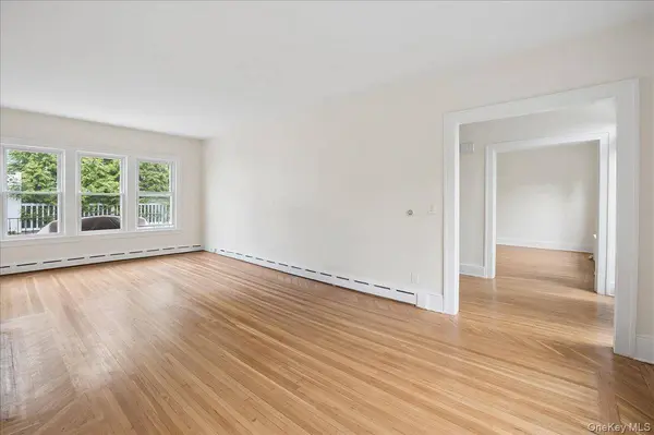 419 Palmer RD, Yonkers, NY 10701