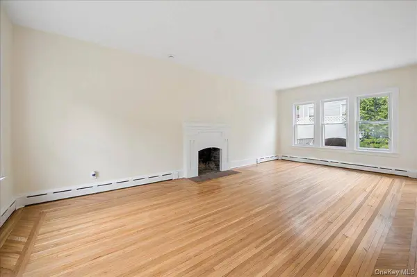 419 Palmer RD, Yonkers, NY 10701