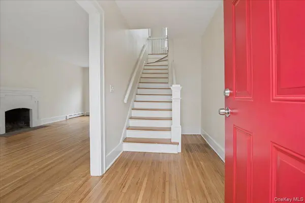 419 Palmer RD, Yonkers, NY 10701