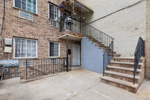 2722 Wallace AVE, Bronx, NY 10467