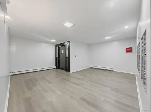 3961 Carpenter AVE, Bronx, NY 10466