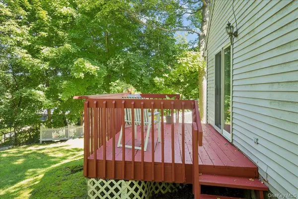 275 Old Tarrytown RD, White Plains, NY 10603