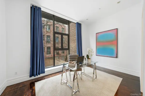236 W 112th ST, New York (manhattan), NY 10026