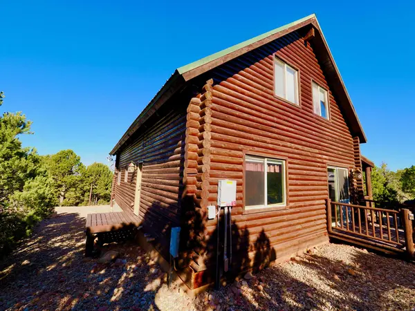1741 S RED CANYON DR, Parowan, UT 84761