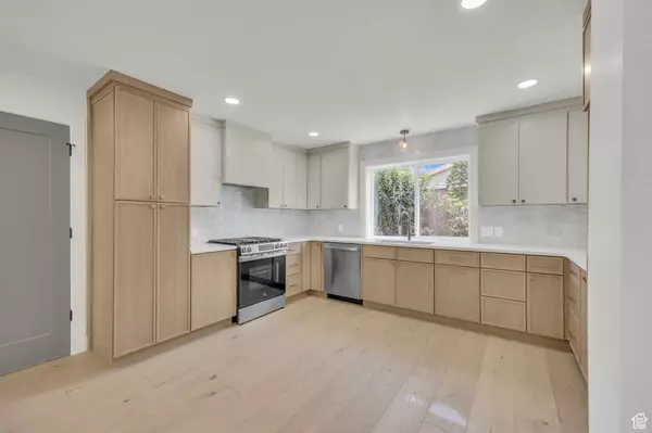 2965 S HARTFORD ST, Salt Lake City, UT 84106