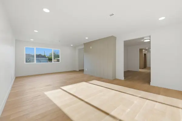 5406 S YORK ST, Murray, UT 84117