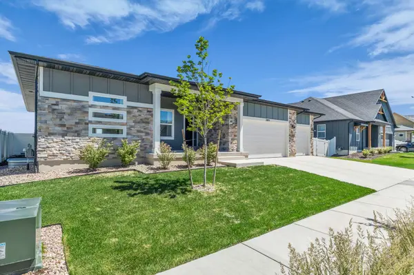 1005 E ANTELOPE DR, Eagle Mountain, UT 84005
