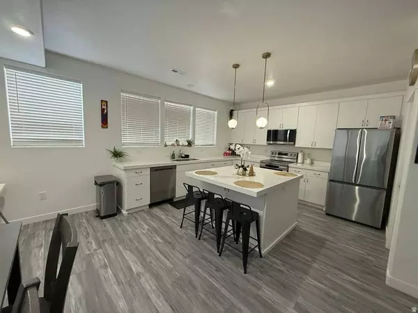 4676 W MIRAMONTE WAY S #4, Kearns, UT 84118