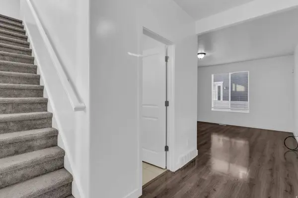 5056 W BILSTON LN S, Herriman, UT 84096