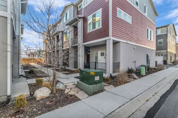 4715 W TALAVARA WAY S #T-47, Kearns, UT 84118