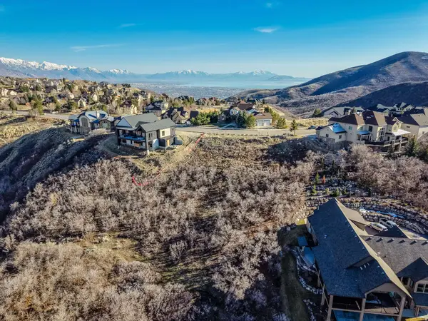 1565 E TRAIL CREST CT #18, Draper, UT 84020