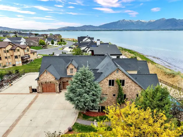 192 E LAKESIDE CT, Saratoga Springs, UT 84045