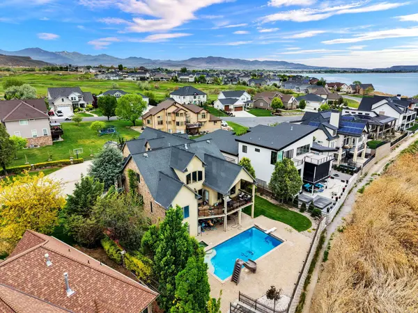 192 E LAKESIDE CT, Saratoga Springs, UT 84045