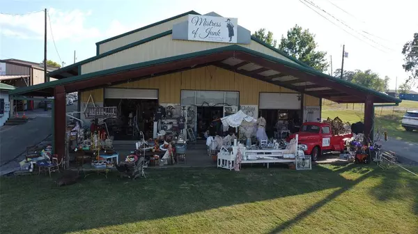 Rows 2 & 3, Canton, TX 75103