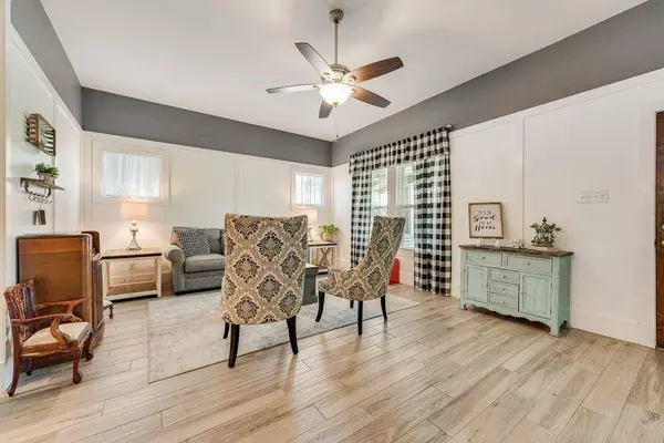 515 S Bois D Arc Street, Forney, TX 75126