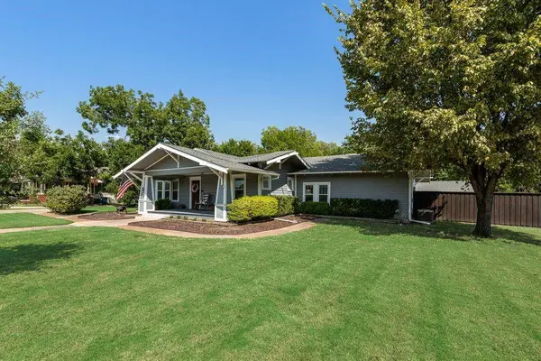 515 S Bois D Arc Street, Forney, TX 75126