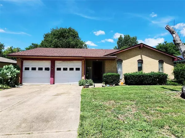 327 Teakwood Street, Mesquite, TX 75149