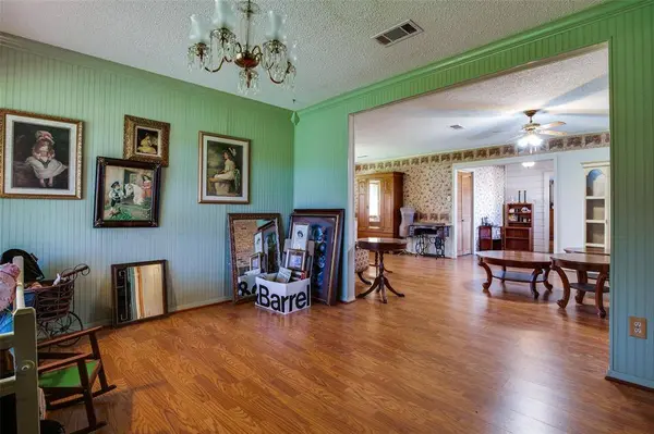 464 Vz County Road 2120, Canton, TX 75103