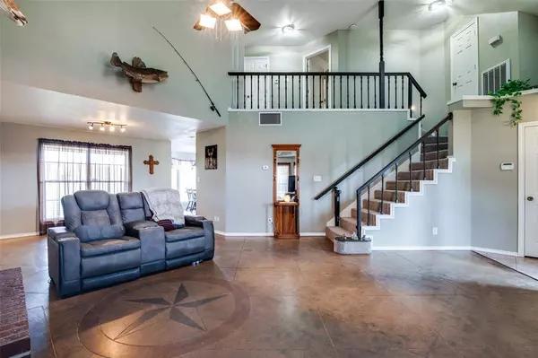 1482 Fm 667, Purdon, TX 76679