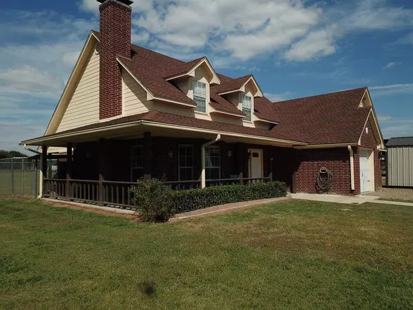 1482 Fm 667, Purdon, TX 76679