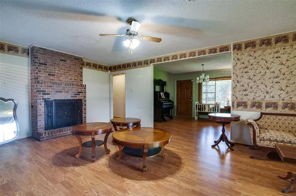 464 VZ County Rd 2120, Canton, TX 75103