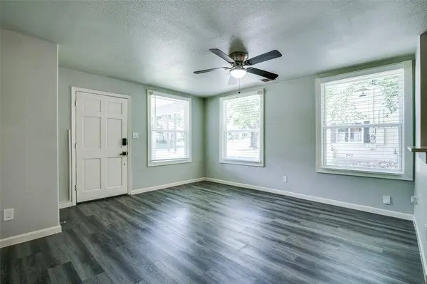 606 W High Street, Terrell, TX 75160