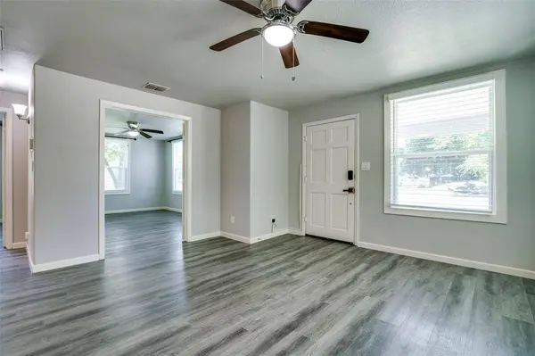 606 W High Street, Terrell, TX 75160