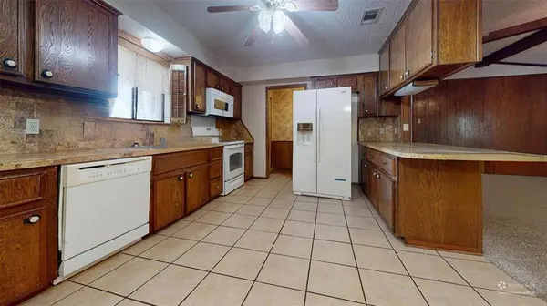 1707 Malibu Lane, Grand Saline, TX 75140