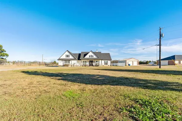 486 Vz County Road 1107, Canton, TX 75103
